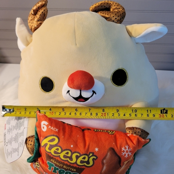 Snackles Zuru Rudi Reese's Peanut Butter Trees Plush Toy - Picture 7 of 10